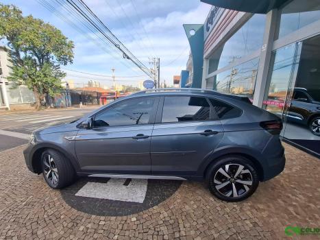 VOLKSWAGEN Nivus 1.0 4P FLEX 200 TSI HIGHLINE TURBO AUTOM�TICO, Foto 8