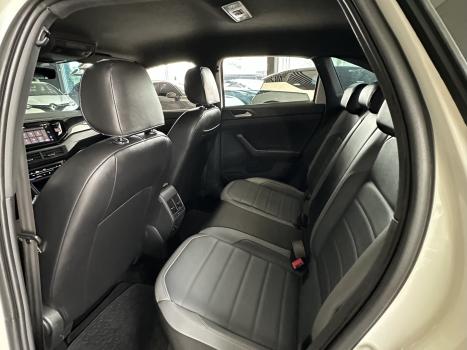 VOLKSWAGEN Nivus 1.0 4P FLEX 200 TSI HIGHLINE TURBO AUTOM�TICO, Foto 10