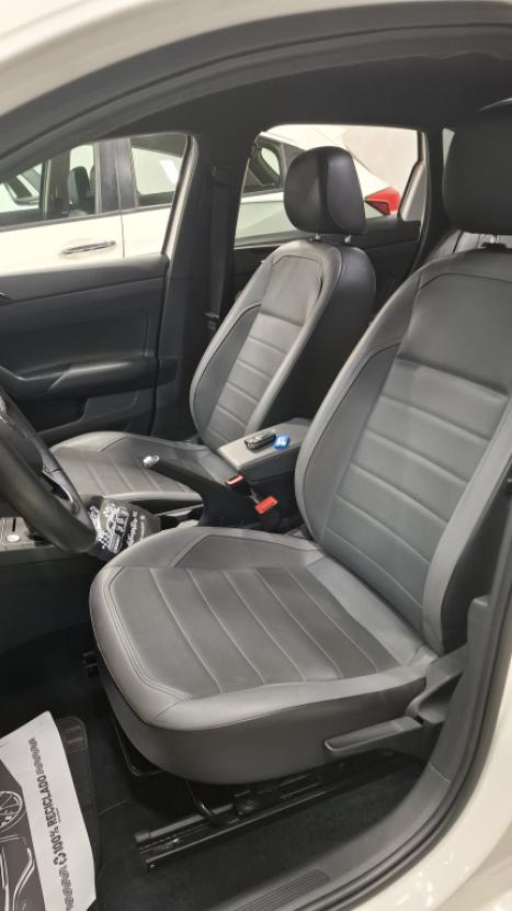 VOLKSWAGEN Nivus 1.0 4P FLEX 200 TSI HIGHLINE TURBO AUTOM�TICO, Foto 9