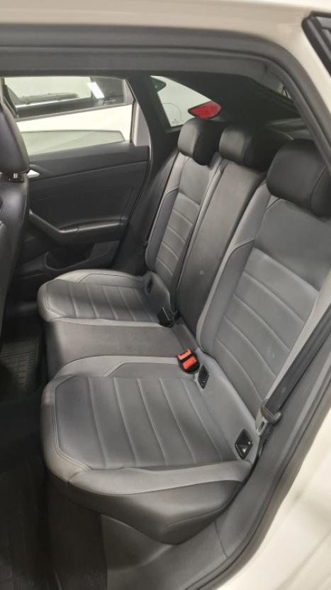 VOLKSWAGEN Nivus 1.0 4P FLEX 200 TSI HIGHLINE TURBO AUTOM�TICO, Foto 10