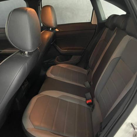 VOLKSWAGEN Nivus 1.0 4P FLEX 200 TSI HIGHLINE TURBO AUTOM�TICO, Foto 11