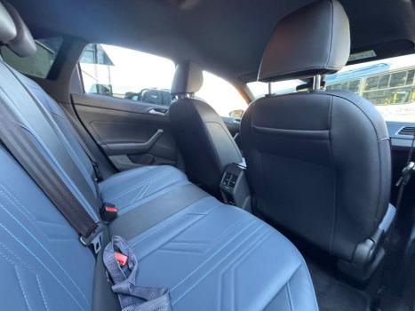 VOLKSWAGEN Nivus 1.0 4P FLEX 200 TSI HIGHLINE TURBO AUTOM�TICO, Foto 13