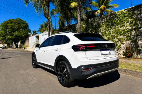 VOLKSWAGEN Nivus 1.0 4P FLEX 200 TSI HIGHLINE TURBO AUTOM�TICO, Foto 5