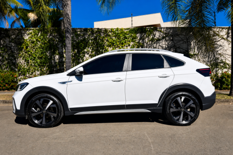 VOLKSWAGEN Nivus 1.0 4P FLEX 200 TSI HIGHLINE TURBO AUTOM�TICO, Foto 8