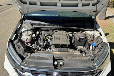 VOLKSWAGEN Nivus 1.0 4P FLEX 200 TSI HIGHLINE TURBO AUTOM�TICO, Foto 13
