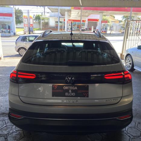 VOLKSWAGEN Nivus 1.0 4P FLEX 200 TSI COMFORTLINE TURBO AUTOM�TICO, Foto 4