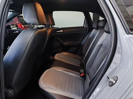 VOLKSWAGEN Nivus 1.0 4P FLEX 200 TSI HIGHLINE TURBO AUTOM�TICO, Foto 7