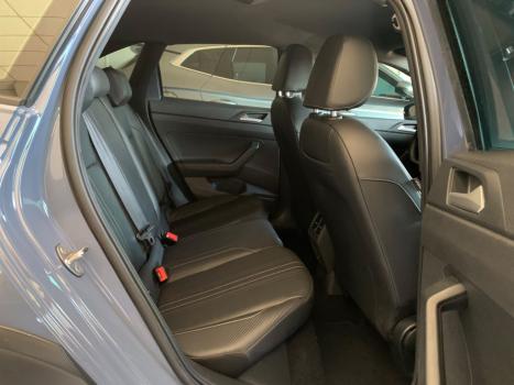 VOLKSWAGEN Nivus 1.0 4P FLEX 200 TSI HIGHLINE TURBO AUTOM�TICO, Foto 15