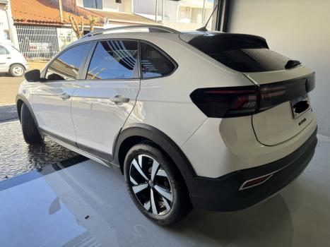 VOLKSWAGEN Nivus 1.0 4P FLEX 200 TSI HIGHLINE TURBO AUTOM�TICO, Foto 3