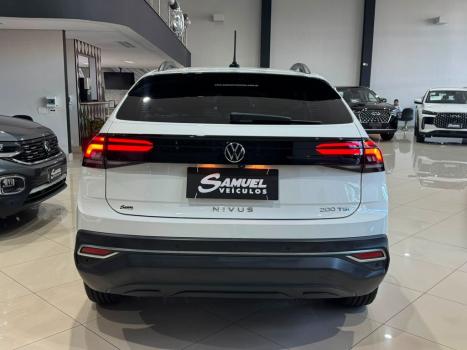 VOLKSWAGEN Nivus 1.0 4P FLEX 200 TSI COMFORTLINE TURBO AUTOM�TICO, Foto 5