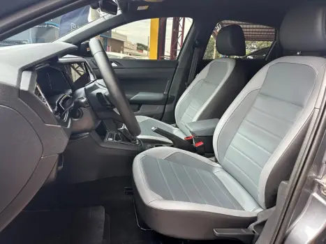 VOLKSWAGEN Nivus 1.0 4P FLEX 200 TSI HIGHLINE TURBO AUTOM�TICO, Foto 8