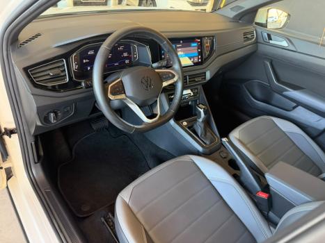 VOLKSWAGEN Nivus 1.0 4P FLEX 200 TSI HIGHLINE TURBO AUTOM�TICO, Foto 2