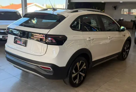 VOLKSWAGEN Nivus 1.0 4P FLEX 200 TSI HIGHLINE TURBO AUTOM�TICO, Foto 12