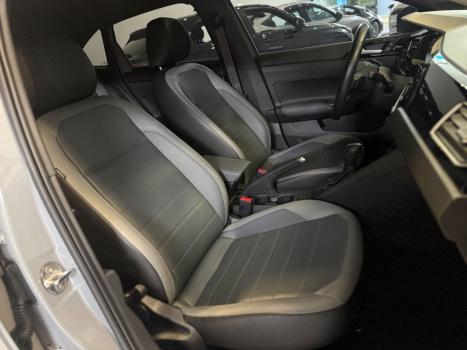 VOLKSWAGEN Nivus 1.0 4P FLEX 200 TSI HIGHLINE TURBO AUTOM�TICO, Foto 13