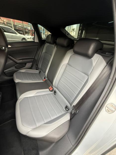VOLKSWAGEN Nivus 1.0 4P FLEX 200 TSI HIGHLINE TURBO AUTOM�TICO, Foto 21