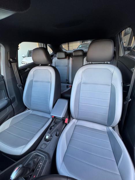 VOLKSWAGEN Nivus 1.0 4P FLEX 200 TSI HIGHLINE TURBO AUTOM�TICO, Foto 6