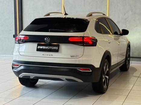 VOLKSWAGEN Nivus 1.0 4P FLEX 200 TSI HIGHLINE TURBO AUTOM�TICO, Foto 8