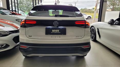 VOLKSWAGEN Nivus 1.0 4P FLEX 200 TSI HIGHLINE TURBO AUTOMÁTICO, Foto 6
