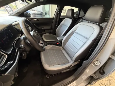 VOLKSWAGEN Nivus 1.0 4P FLEX 200 TSI HIGHLINE TURBO AUTOMÁTICO, Foto 4