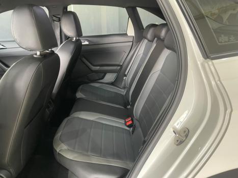 VOLKSWAGEN Nivus 1.0 4P FLEX 200 TSI HIGHLINE TURBO AUTOMÁTICO, Foto 6