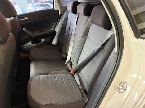 VOLKSWAGEN Nivus 1.0 4P FLEX 200 TSI COMFORTLINE TURBO AUTOMÁTICO, Foto 9