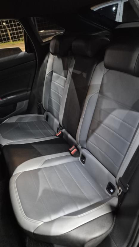 VOLKSWAGEN Nivus 1.0 4P FLEX 200 TSI HIGHLINE TURBO AUTOMÁTICO, Foto 8