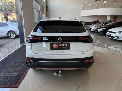VOLKSWAGEN Nivus 1.0 4P FLEX 200 TSI HIGHLINE TURBO AUTOMÁTICO, Foto 2