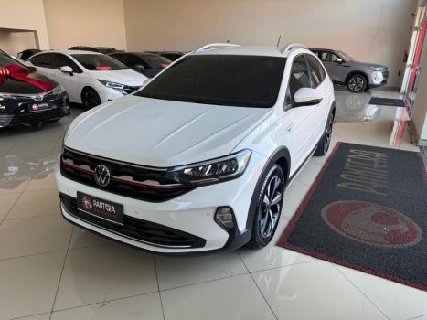 VOLKSWAGEN Nivus 1.0 4P FLEX 200 TSI HIGHLINE TURBO AUTOMÁTICO, Foto 4