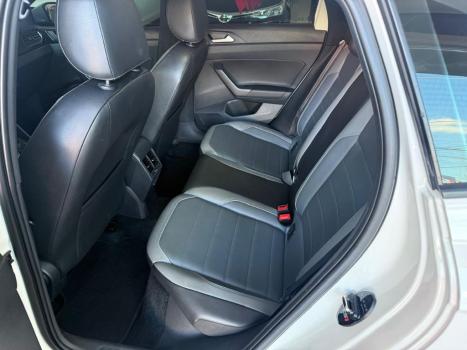 VOLKSWAGEN Nivus 1.0 4P FLEX 200 TSI HIGHLINE TURBO AUTOMÁTICO, Foto 9
