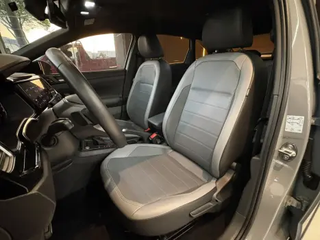 VOLKSWAGEN Nivus 1.0 4P FLEX 200 TSI HIGHLINE TURBO AUTOMÁTICO, Foto 13