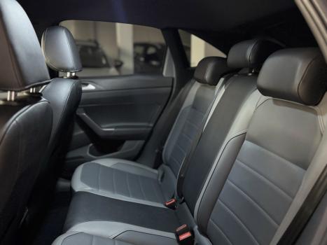 VOLKSWAGEN Nivus 1.0 4P FLEX 200 TSI HIGHLINE TURBO AUTOMÁTICO, Foto 9