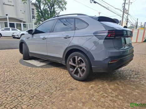 VOLKSWAGEN Nivus 1.0 4P FLEX 200 TSI HIGHLINE TURBO AUTOMÁTICO, Foto 9