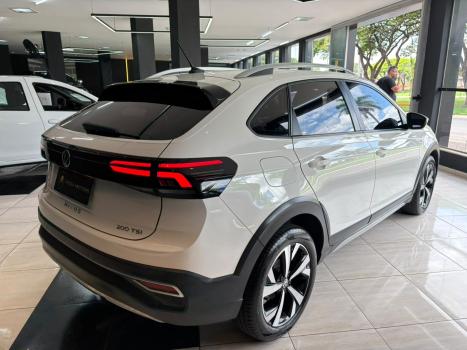 VOLKSWAGEN Nivus 1.0 4P FLEX 200 TSI HIGHLINE TURBO AUTOMÁTICO, Foto 6