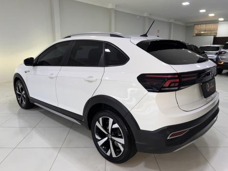 VOLKSWAGEN Nivus 1.0 4P FLEX 200 TSI HIGHLINE TURBO AUTOMÁTICO, Foto 2