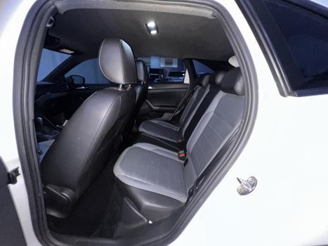 VOLKSWAGEN Nivus 1.0 4P FLEX 200 TSI HIGHLINE TURBO AUTOMÁTICO, Foto 8