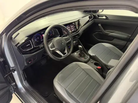 VOLKSWAGEN Nivus 1.0 4P FLEX 200 TSI HIGHLINE TURBO AUTOMÁTICO, Foto 3