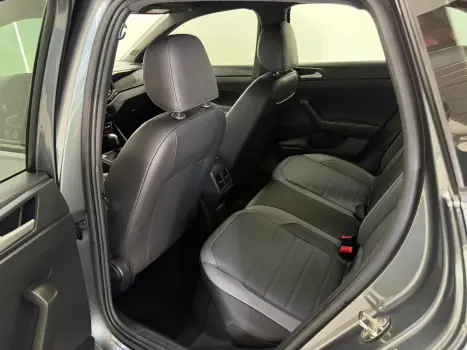 VOLKSWAGEN Nivus 1.0 4P FLEX 200 TSI HIGHLINE TURBO AUTOMÁTICO, Foto 7