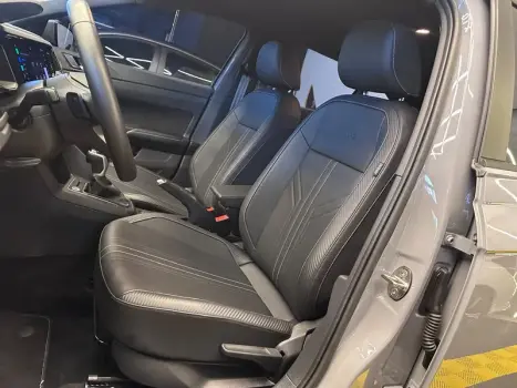 VOLKSWAGEN Nivus 1.0 4P FLEX 200 TSI HIGHLINE TURBO AUTOMÁTICO, Foto 7