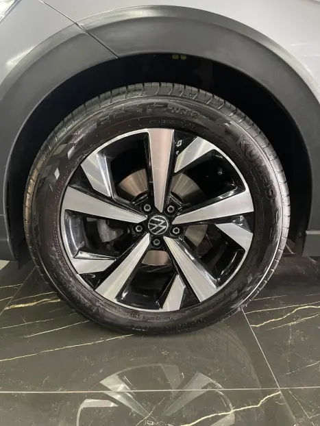 VOLKSWAGEN Nivus 1.0 4P FLEX 200 TSI HIGHLINE TURBO AUTOMÁTICO, Foto 6