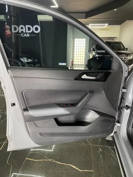 VOLKSWAGEN Nivus 1.0 4P FLEX 200 TSI HIGHLINE TURBO AUTOMÁTICO, Foto 18