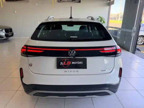 VOLKSWAGEN Nivus 1.0 4P FLEX 200 TSI HIGHLINE TURBO AUTOMÁTICO, Foto 8