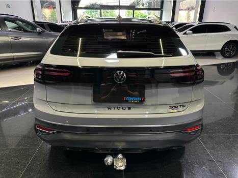 VOLKSWAGEN Nivus 1.0 4P FLEX 200 TSI HIGHLINE TURBO AUTOMÁTICO, Foto 6