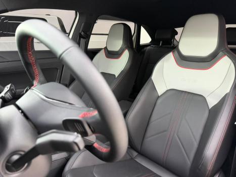 VOLKSWAGEN Nivus 1.4 250 TSI TOTAL FLEX GTS AUTOM�TICO, Foto 10