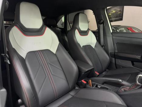 VOLKSWAGEN Nivus 1.4 250 TSI TOTAL FLEX GTS AUTOM�TICO, Foto 13