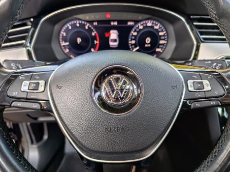 VOLKSWAGEN Passat 2.0 16V 4P TSI TURBO BLUEMOTION HIGHLINE AUTOMÁTICO DSG, Foto 19 VOLKSWAGEN Passat 2.0 16V 4P TSI TURBO BLUEMOTION HIGHLINE AUTOMÁTICO DSG, Foto 19