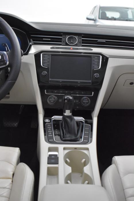 VOLKSWAGEN Passat 2.0 16V 4P TSI TURBO BLUEMOTION HIGHLINE AUTOMÁTICO DSG, Foto 10