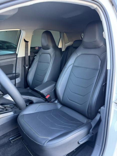 VOLKSWAGEN Polo Hatch 1.0 4P 170 TSI HIGHLINE AUTOMÁTICO, Foto 7 VOLKSWAGEN Polo Hatch 1.0 4P 170 TSI HIGHLINE AUTOMÁTICO, Foto 7