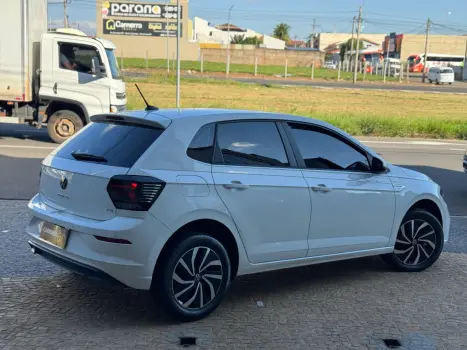 VOLKSWAGEN Polo Hatch 1.0 4P 170 TSI HIGHLINE AUTOMÁTICO, Foto 6 VOLKSWAGEN Polo Hatch 1.0 4P 170 TSI HIGHLINE AUTOMÁTICO, Foto 6