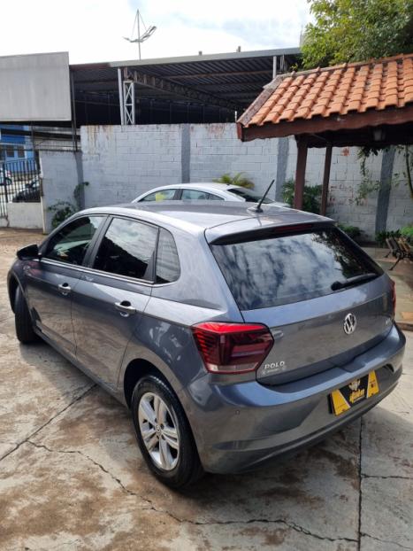 VOLKSWAGEN Polo Hatch 1.0 12V 4P 200 TSI  COMFORTLINE AUTOMTICO, Foto 4