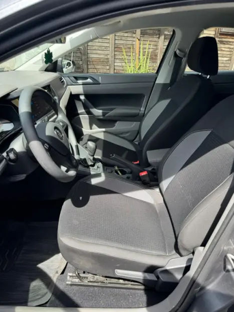 VOLKSWAGEN Polo Hatch 1.0 12V 4P 200 TSI  COMFORTLINE AUTOM�TICO, Foto 7